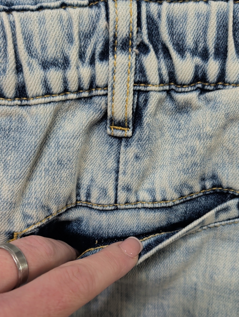 BlankNYC Acid Wash Denim Romper Size Small - Picture 8 of 8